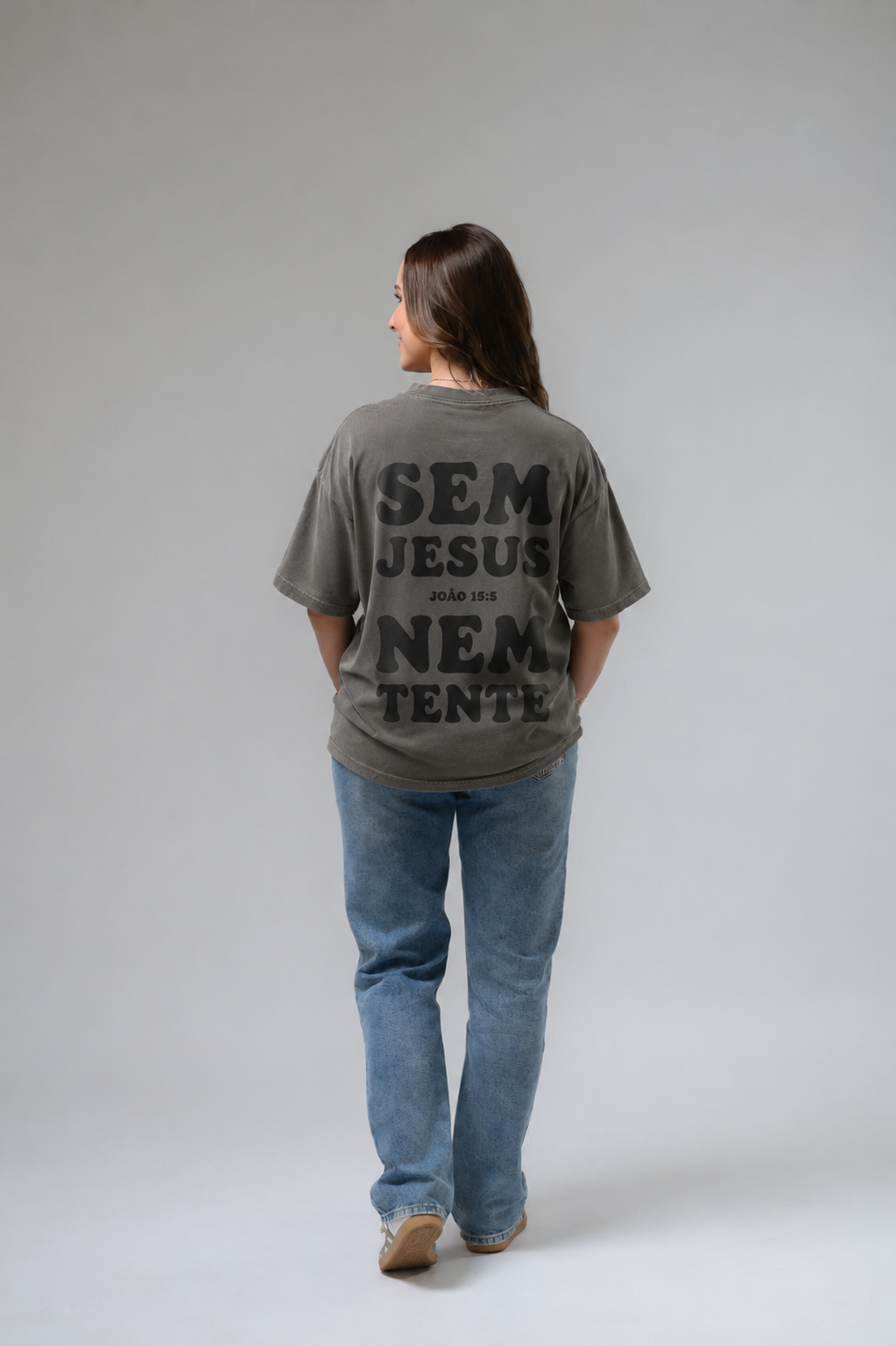 Camiseta Oversized Chumbo - Sem Jesus Nem Tente