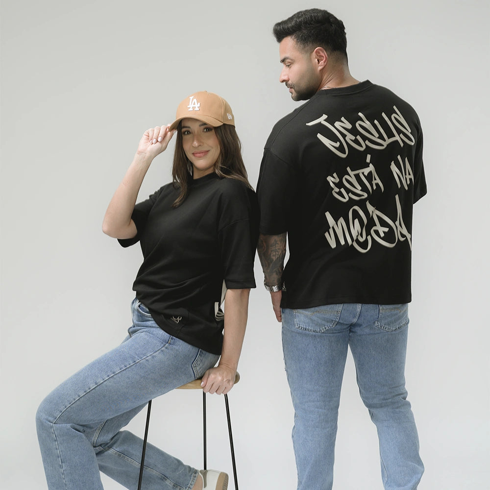 Camiseta Oversized - Jesus Está na Moda